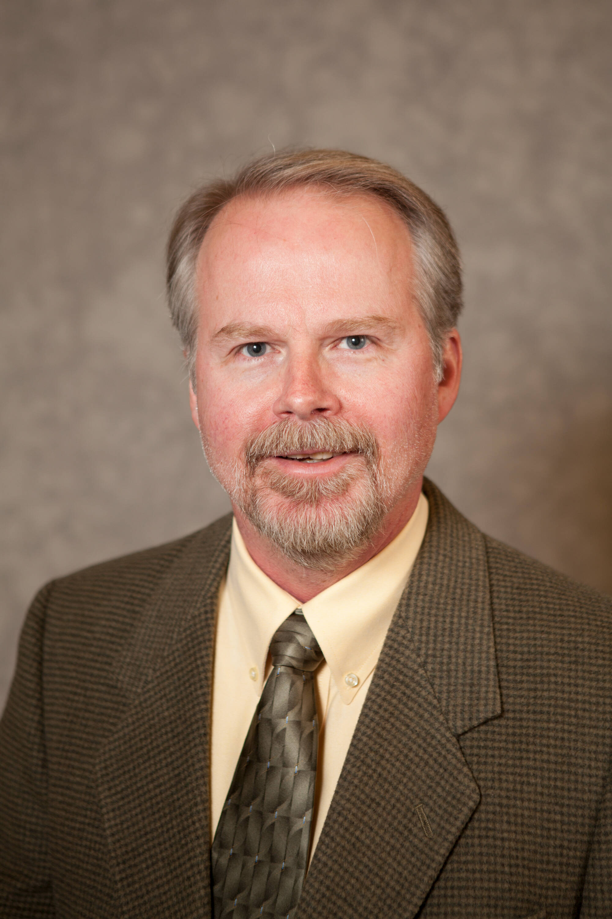 Bruce Dunne Headshot